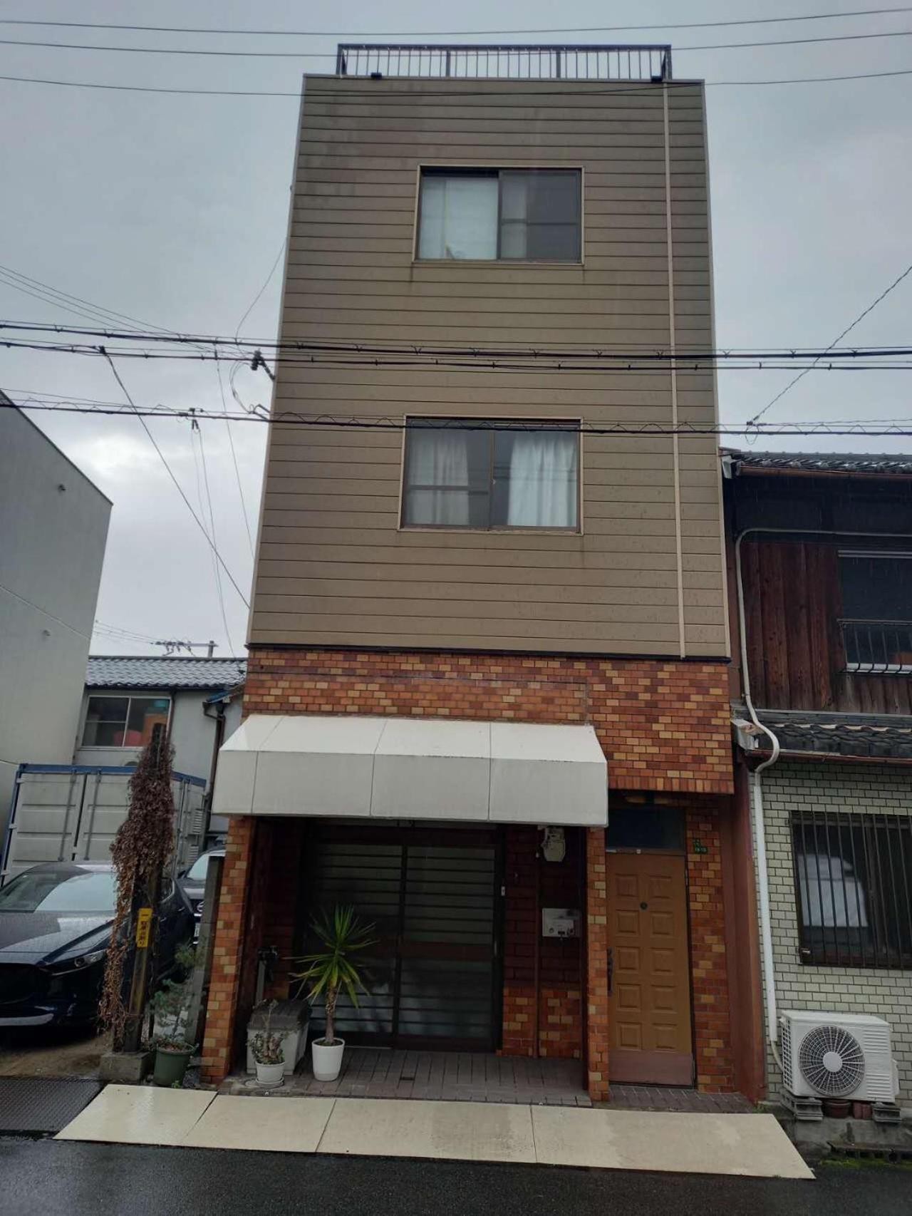 Lucky House Guest House Osaka Exterior photo